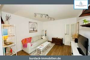 Pempelfort-Klassiker: 2-Zi.-Wohnung mit doppeltem Balkon