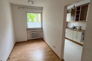 Attraktive 3,5-Zimmer-Wohnung mit Balkon, Klimaanlage & Tiefgarage in Köln-Weiden – Freiburger Str. 23, 50858 Weiden, Köln – Vorschaubild 10
