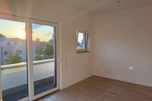  Ruhige 2-Zimmer-Dachgeschosswohnung mit Dachterrasse – ideal für komfortbewusstes Wohnen  – Kastanienhofweg 1-16, 50858 Junkersdorf, Köln – Vorschaubild 3