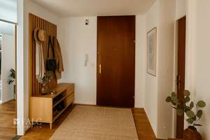 Helle 2-Zimmer-Wohnung mit großzügigem Wintergarten in Augsburg-Lechhausen – Die vollständige Adresse der Immobilie erhältst du vom Anbieter., 86167 Lechhausen-Ost, Augsburg – Vorschaubild 4