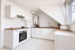 Attraktives Wohnen in Köln Höhenhaus: Modernisiertes 3-Parteienhaus. 188 qm, 8,5 Z. Traumgarten... – Die vollständige Adresse der Immobilie erhältst du vom Anbieter., 51061 Höhenhaus, Köln – Vorschaubild 25