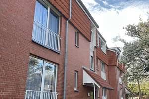 Wohnen im grünen Bemerkte: Gepflegte 3-ZKB mit Balkon & Stellplatz