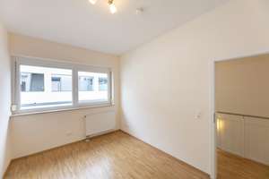 Charmantes Reihenhaus am Lindenhofpark mit Garten, Garage & Stellplatz – Die vollständige Adresse der Immobilie erhältst du vom Anbieter., 89134 Blaustein – Vorschaubild 7