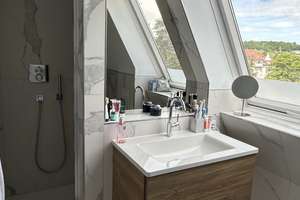 4 Zimmer Maisonette Wohnung in Wiesbaden Nordost mit Blick über die Stadt – Die vollständige Adresse der Immobilie erhältst du vom Anbieter., 65193 Nordost, Wiesbaden – Vorschaubild 10