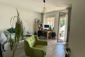 Helles WG-Zimmer mit eigenem Balkon | uninah, renoviert, ruhige Lage | Osnabrück – Die vollständige Adresse der Immobilie erhältst du vom Anbieter., 49080 Wüste, Osnabrück – Vorschaubild 8