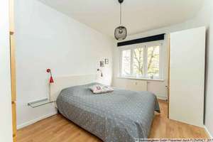 Bezugsfreie 3 Zimmer mit Balkon im schönen 30er-Jahre-Bau – Werner-Kube-Straße 7, 10407 Prenzlauer Berg, Berlin – Vorschaubild 11