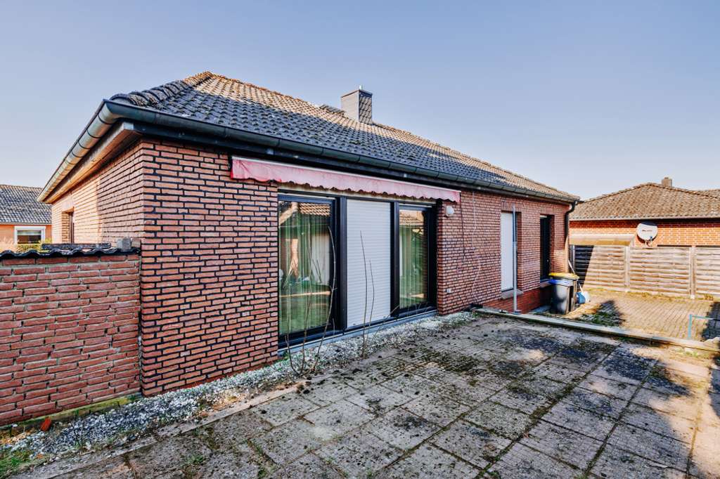 Immobilie in Kirchgellersen - Attraktiver Bungalow mit großem Grundstück und viel Gestaltungspotenzial - Bild 2