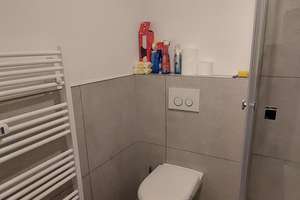 Stilvoll kernsaniert: Ruhige 1-Zi.-Wohnung Hochparterre Terrasse in Köln-Mülheim – Dünnwalder Strasse 19, 51063 Mülheim (Ortsteil), Köln – Vorschaubild 5