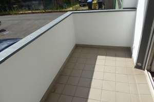 EXKLUSIV TOTALSANIERT BALKON WANNENBAD SEP. WC KOMPL. VINYL HOCHPARTERRE PKW-STELLPLÄTZE OBERBILK – 40227 Oberbilk, Düsseldorf – Vorschaubild 8