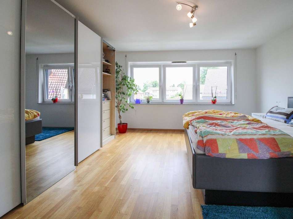 Schlafzimmer 2