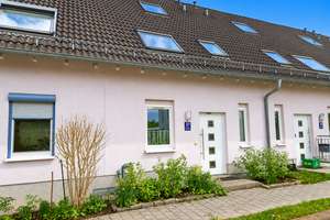 OHNE MAKLERPROVISION - Modernes Reihenmittelhaus in ruhiger Lage von München-Allach – Die vollständige Adresse der Immobilie erhältst du vom Anbieter., 83134 Untermenzing, München – Vorschaubild 2