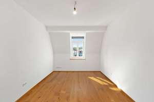 Altbaujuwel | Maisonette-Dachwohnung in Isar-Nähe – Die vollständige Adresse der Immobilie erhältst du vom Anbieter., 81541 Untere Au, München – Vorschaubild 7