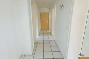 Helle 3-Zimmer-Wohnung mit Südbalkon in gepflegtem Drei-Familienhaus – Die vollständige Adresse der Immobilie erhältst du vom Anbieter., 42897 Stadtgarten, Remscheid – Vorschaubild 13