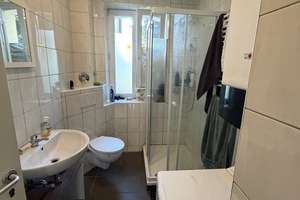 Charmante Erdgeschosswohnung in zentraler Lage – Die vollständige Adresse der Immobilie erhältst du vom Anbieter., 90459 Galgenhof, Nürnberg – Vorschaubild 4