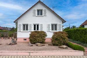 Charmantes Einfamilienhaus mit großem Grundstück und modernem Anbau – Die vollständige Adresse der Immobilie erhältst du vom Anbieter., 79576 Weil am Rhein – Vorschaubild 2