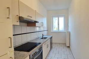 Charmantes Zuhause mit viel Raum zum Wohlfühlen

 – Hohenzollerndamm 73, 14199 Schmargendorf, Berlin – Vorschaubild 8