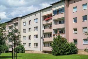 Stadtnahe Wohnqualität mit Charme – 3-Zimmer-Wohnung im Grünen