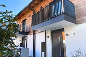 VERKAUFT! QVIII - NEUBAU IM CHALETSTIL - ENERGIEEFFIZIENZ A+ – München (Kreis) – Vorschaubild 2