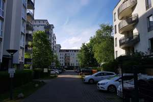 Helle Pärchenwohnung mit Balkon und EBK wartet auf Sie! – Simon-Bolivar-Straße 23, 13055 Alt-Hohenschönhausen, Berlin – Vorschaubild 6