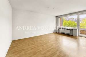 Ruhig, hell, gut geschnitten: 2,5-Zimmer-Wohnung mit Balkon in HH-Bramfeld