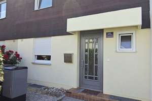 RESERVIERT!!!!! Modernisiertes, geräumiges Reihenmittelhaus mit 6 Zimmern in Ingolstadt