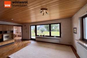 Gepflegtes Zweifamilienhaus mit großzügigem Grundstück, Terrasse, Balkon und Garage in Mutlangen – Spagenstraße 10, 73557 Mutlangen – Vorschaubild 8