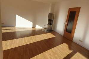 Günstige 5-Zimmer-Doppelhaushälfte mit geh. Innenausstattung, EBK und Kaminofen – Grabenhorst 95, 38110 Braunschweig – Vorschaubild 4