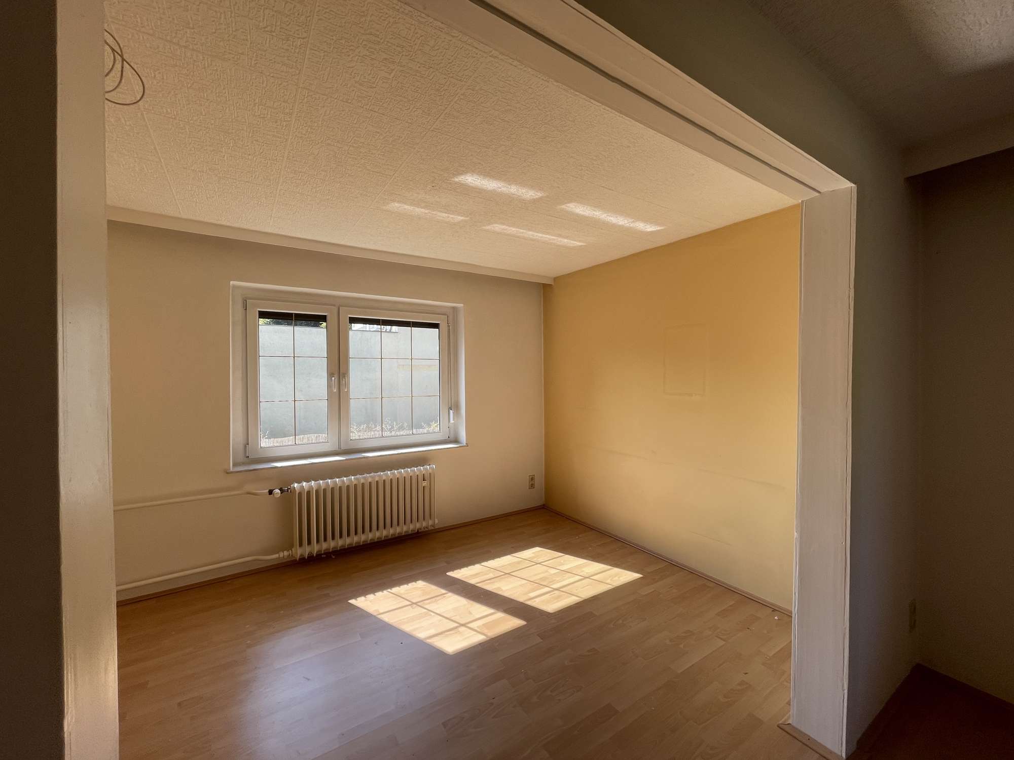 Immobilie in Markkleeberg - Sanierungsbedürftiges Einfamilienhaus mit Remise in Markkleeberg-Zöbigker - Bild 0