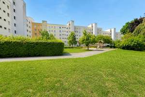 Attraktive 3-Zimmer Wohnung  mit Süd-Balkon in ruhiger Innenhoflage in München-Moosach