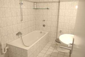 Feine Wohnung mit Parkettboden und Balkon – Bismarckstraße 28, 41061 Gladbach, Mönchengladbach – Vorschaubild 10