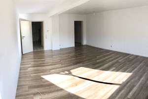 NUR mit Wohnberechtigungsschein - Schöne 3 Zimmerwohnung auf 2 Ebenen im Zentrum von Hamm/Sieg – Die vollständige Adresse der Immobilie erhältst du vom Anbieter., 57577 Hamm (Sieg) – Vorschaubild 2