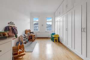 Charmante 3 bis 4-Zimmer-Altbau-Wohnung in gefragter Innenstadtlage – Die vollständige Adresse der Immobilie erhältst du vom Anbieter., 40477 Derendorf, Düsseldorf – Vorschaubild 9