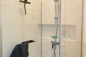 KULTIVIERTER WOHNKOMFORT in ruhiger Lage - 5 Zimmer auf ca. 141 m² mit Garten  – Die vollständige Adresse der Immobilie erhältst du vom Anbieter., 53119 Tannenbusch, Bonn – Vorschaubild 18