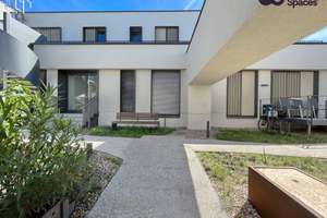 2,5-ZI-Wohnung mit großen Balkon in Toplage! Mitten in Frankfurts exklusiven Szeneviertel Bornheim