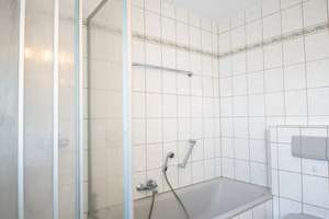 Von privat: Saarbrücken, gepflegte 3-Zimmer-Wohnung mit Südbalkon und Garage – 66115 Burbach, Saarbrücken – Vorschaubild 16