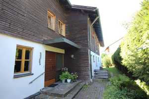 Großes Zweifamilienhaus mit schön eingewachsenem Garten in Aussichtslage von Regen – Regen (Kreis) – Vorschaubild 6
