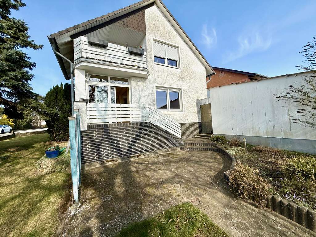 Immobilie in Osloß - Großzügiges, gepflegtes Ein-bzw. Zweifamilienhaus für die Großfamilie oder  Mehrgenerationenhaushalt - Bild 1