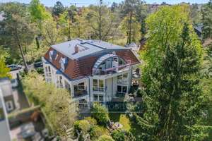 Ihre Chance: Großzügige, bezugsfreie Wohnung mit Balkon und Wintergarten in Schmargendorf!