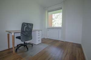 Bremen-Horn-Lehe - Modernisierte 4-Zimmer-Wohnung mit Loggia und Blick ins Grüne – Die vollständige Adresse der Immobilie erhältst du vom Anbieter., 28357 Lehesterdeich, Bremen – Vorschaubild 15
