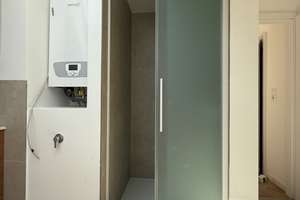  Stilvolle 3-Raum-DG-Wohnung MÖBLIERT mit EBK – Reinsburgstraße 76, 70178 Rotebühl, Stuttgart – Vorschaubild 2