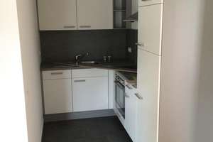 Attraktive 2-Zimmer-Wohnung mit Balkon im Herzen von Bonn-Beuel – Gottfried-Claren-Straße 26, 53225 Beuel-Mitte, Bonn – Vorschaubild 2