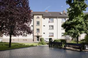 2 Zimmer plus Wohnküche in Düsseldorf-Lierenfeld – Posener Str. 9, 40231 Eller, Düsseldorf – Vorschaubild 1