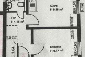 Kleine DG Wohnung (3.OG) in Essen Rüttenscheid teilmöbliert mit kleiner Single Küche.