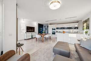 Designwohnung mit Weitblick: Luxus über dem Luitpoldpark mit Alpenblick – Die vollständige Adresse der Immobilie erhältst du vom Anbieter., 80796 Am Luitpoldpark, München – Vorschaubild 6