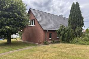 Einfamilienhaus mit viel Platz, Charme und schnellem Internet via Glasfaser bei Neubrandenburg