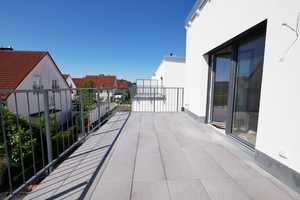 Willkommen in Ihrem neuen Zuhause. Sonne pur! Loggia und Garten in Süd-Ausrichtung. – Christoph-Probst-Straße 36, 85221 Dachau (Kreis) – Vorschaubild 11