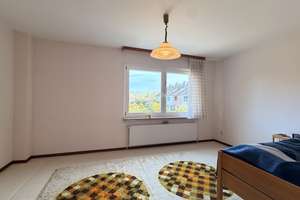 Familienfreundliches Reihenmittelhaus mit zusätzlicher wohnraumähnlicher Fläche, Westgarten & Garage – Die vollständige Adresse der Immobilie erhältst du vom Anbieter., 24111 Russee, Kiel – Vorschaubild 7