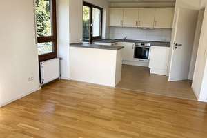 Reiheneckhaus mit 4-Zimmer-Maisonette & separater Einliegerwohnung – Die vollständige Adresse der Immobilie erhältst du vom Anbieter., 78465 Wallhausen, Konstanz – Vorschaubild 2