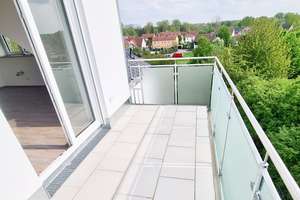 🌿 2-Zimmer-Dachgeschosswohnung Ingolstadt-Mailing | Balkon, Donauauen-Blick, Garage