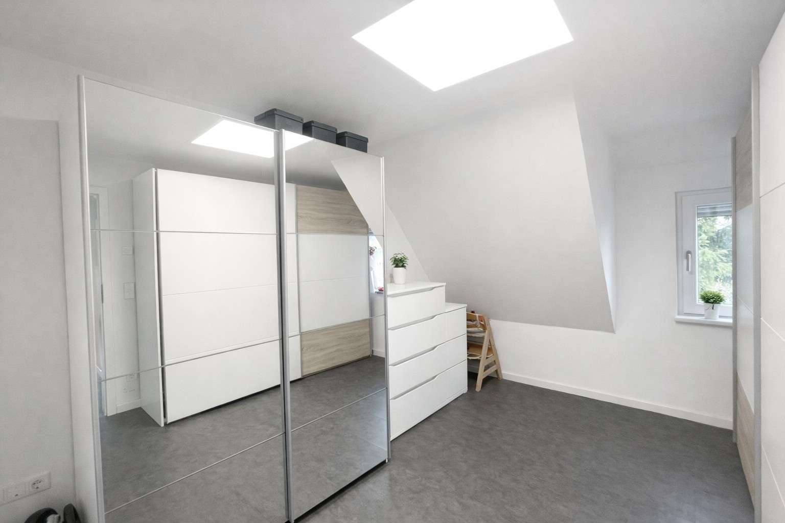 Immobilie in Hülben - Exklusiv kernsaniert: Hochwertiges Einfamilienhaus mit modernster Technik und außergewöhnlicher Wohn - Bild 4